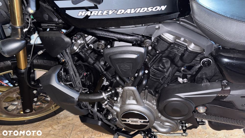 Harley-Davidson Sportster Nightster 975 - 15