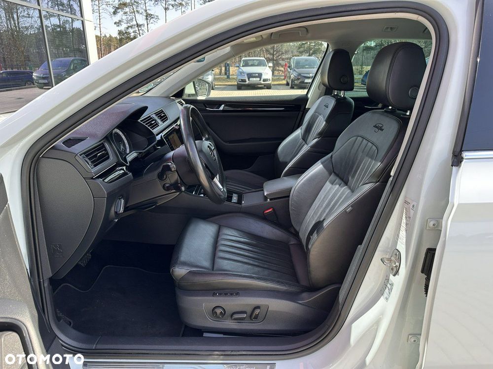 Skoda Superb 2.0 TDI SCR 4x4 L&K DSG - 15