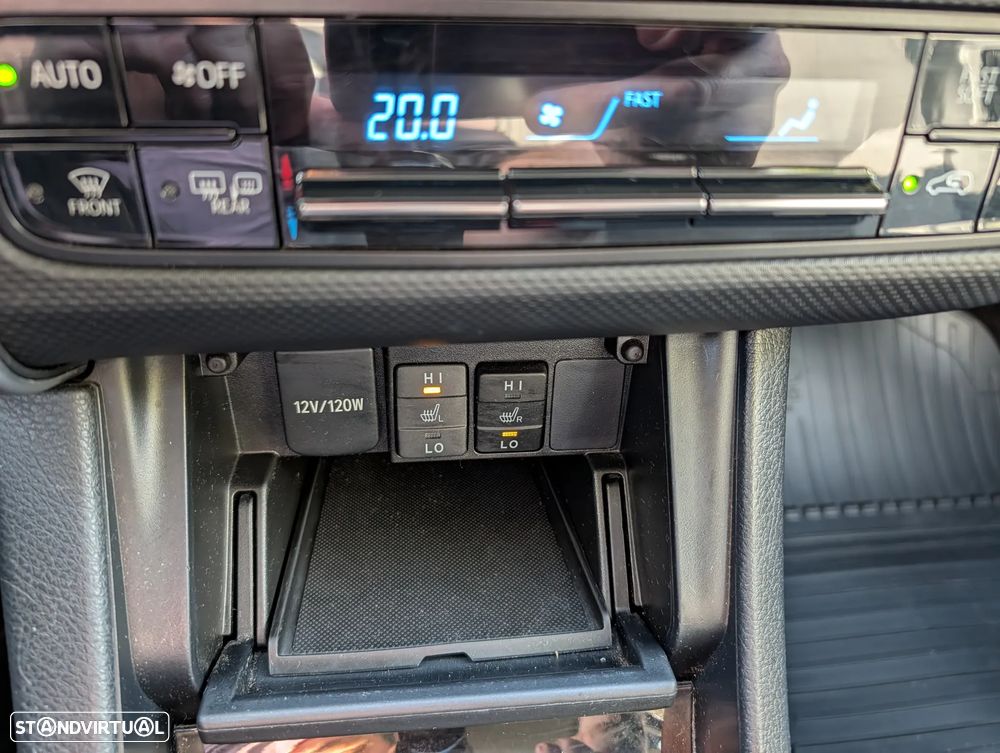 Toyota Auris 1.4 D-4D Design Edition - 21