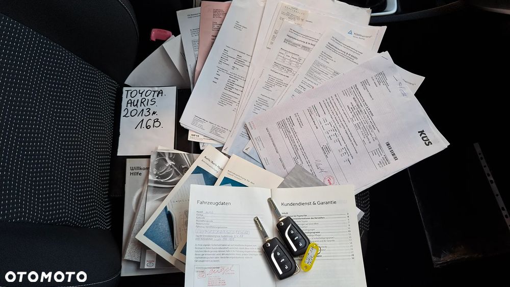 Toyota Auris 1.6 Sol - 33