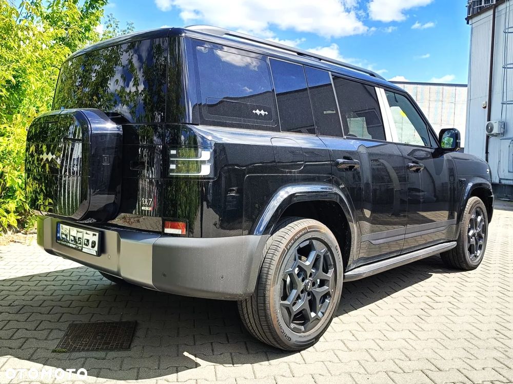 BYD Leopard 7 - 9