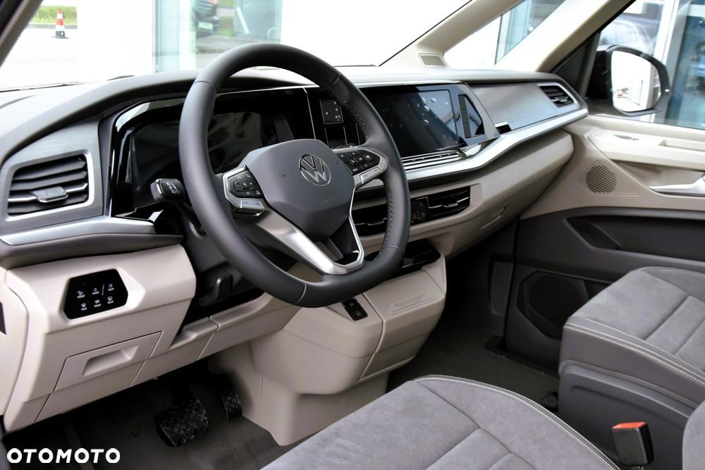 Volkswagen Multivan - 10