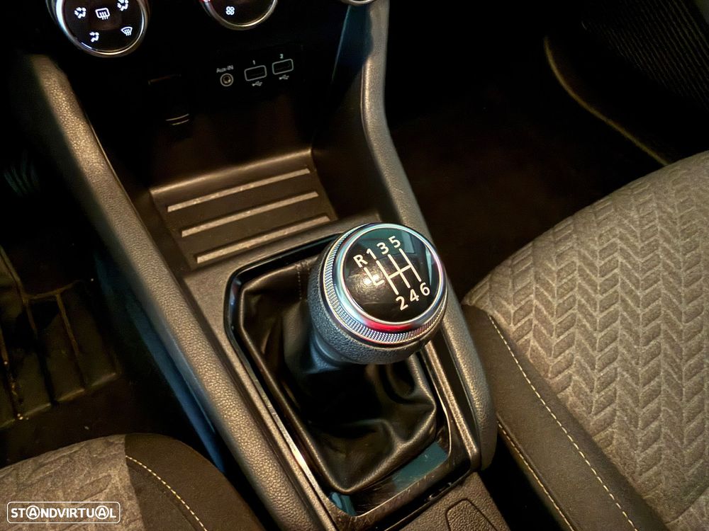 Renault Clio 1.0 TCe Evolution - 9