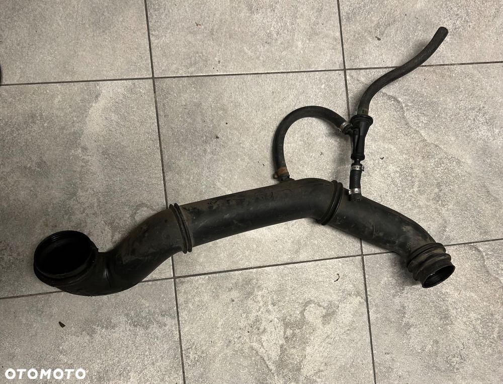 Volvo S60 V70 II S80 30645293 Rura Dolot powietrza intercoolera - 3