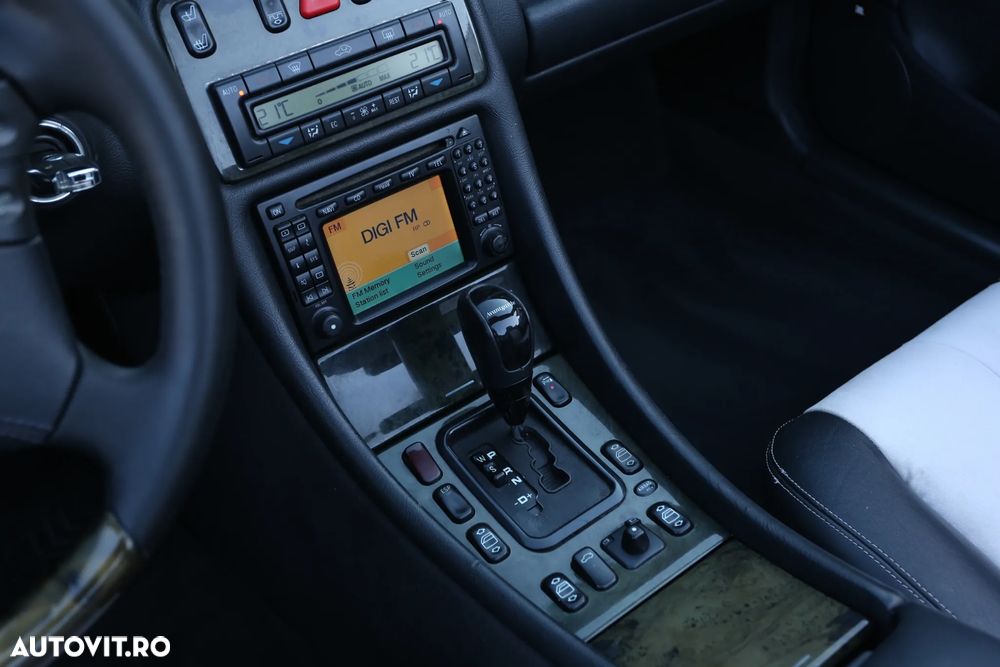 Mercedes-Benz CLK - 15