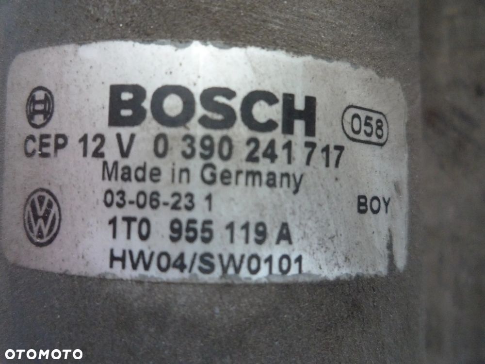 VW TOURAN I MECHANIZM WYCIERACZEK LEWY - 11