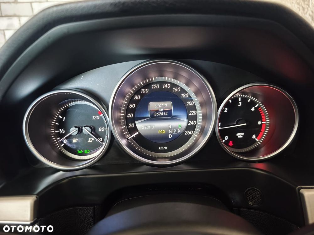 Mercedes-Benz Klasa E 250 CDI 4-Matic Avantgarde - 19