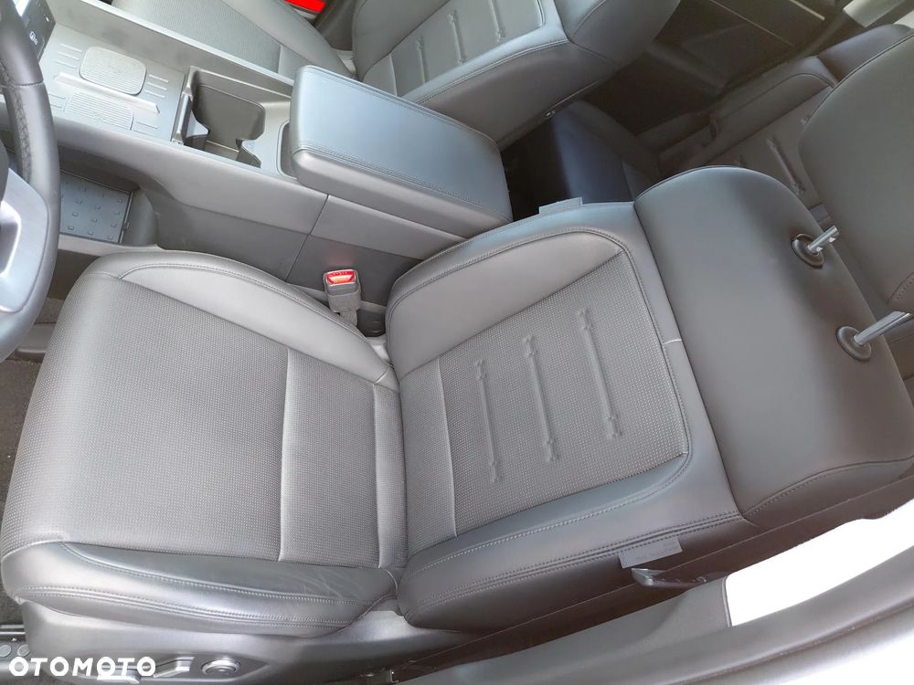 Hyundai Santa Fe 1.6 T-GDI HEV Platinum 4WD 7os - 10