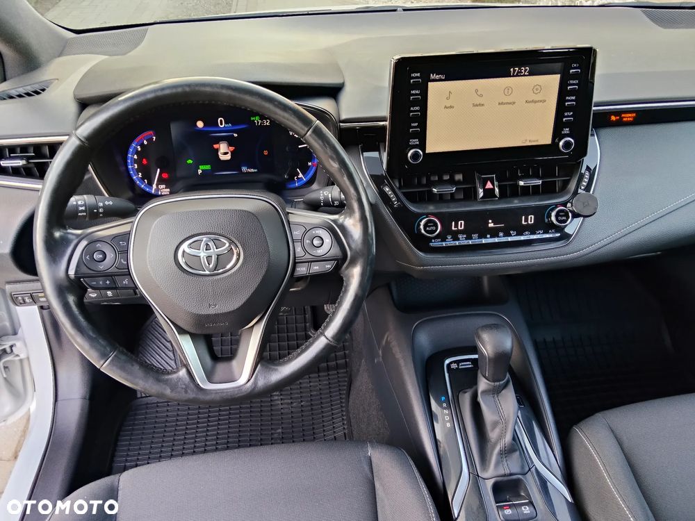 Toyota Corolla 1.8 Business Edition - 31