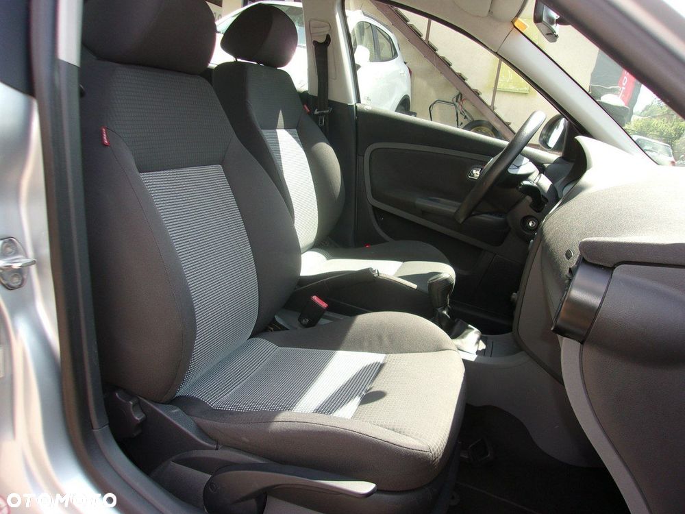 Seat Ibiza 1.4 16V Stylance - 22