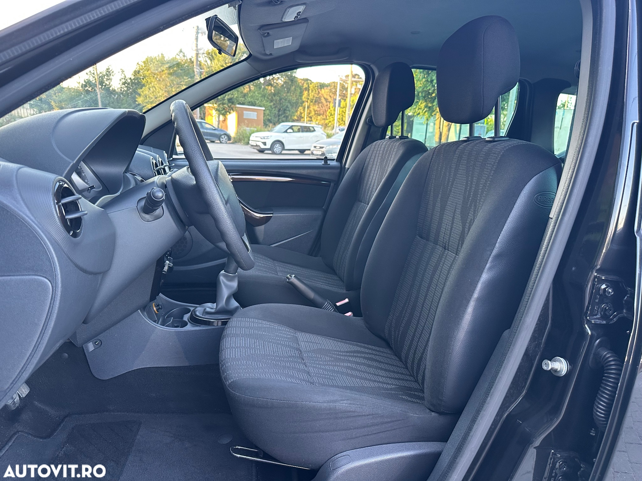 Dacia Duster 1.5 dCi 4x2 Laureate - 16