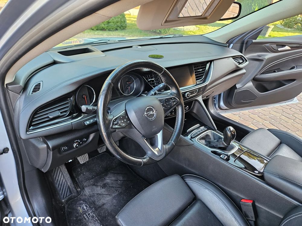 Opel Insignia 2.0 CDTI 4x4 ecoFLEX Start/Stop Business Innovation - 18