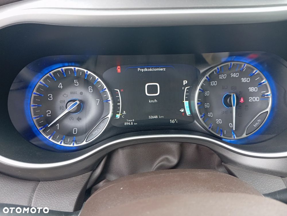 Chrysler Pacifica - 14