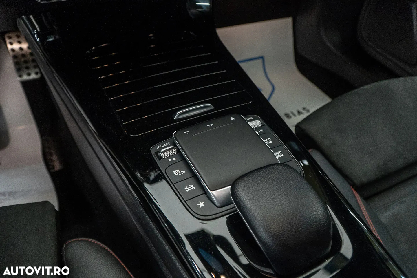 Mercedes-Benz A 180 d 7G-DCT AMG Line - 24