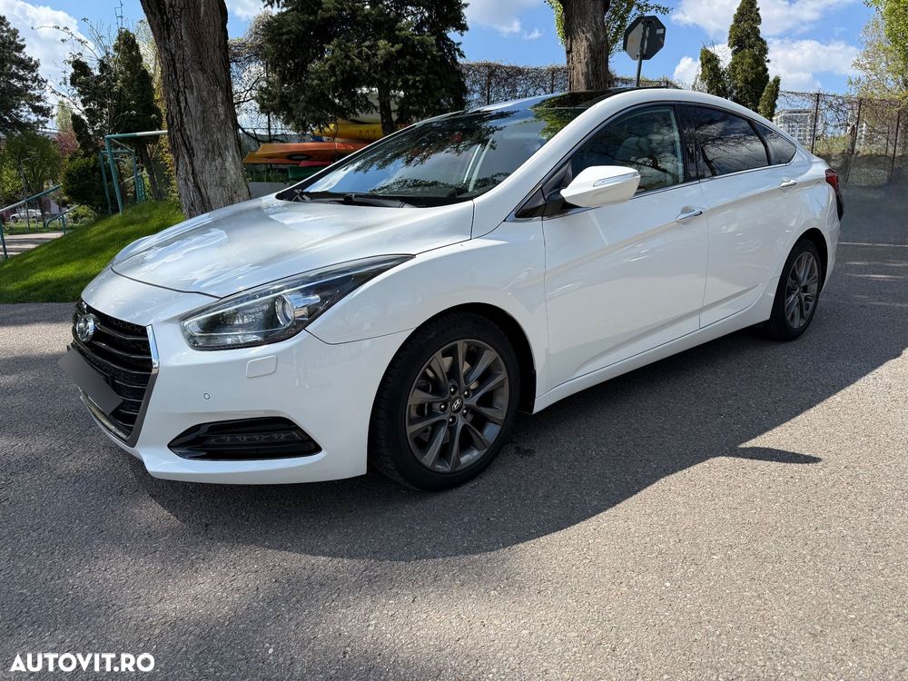 Hyundai i40 1.7 CRDI CW 7DCT Supreme+ - 1