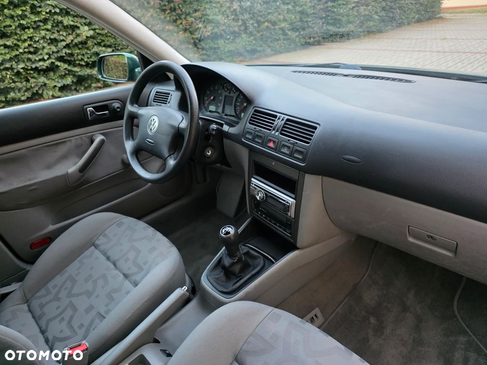 Volkswagen Bora - 18