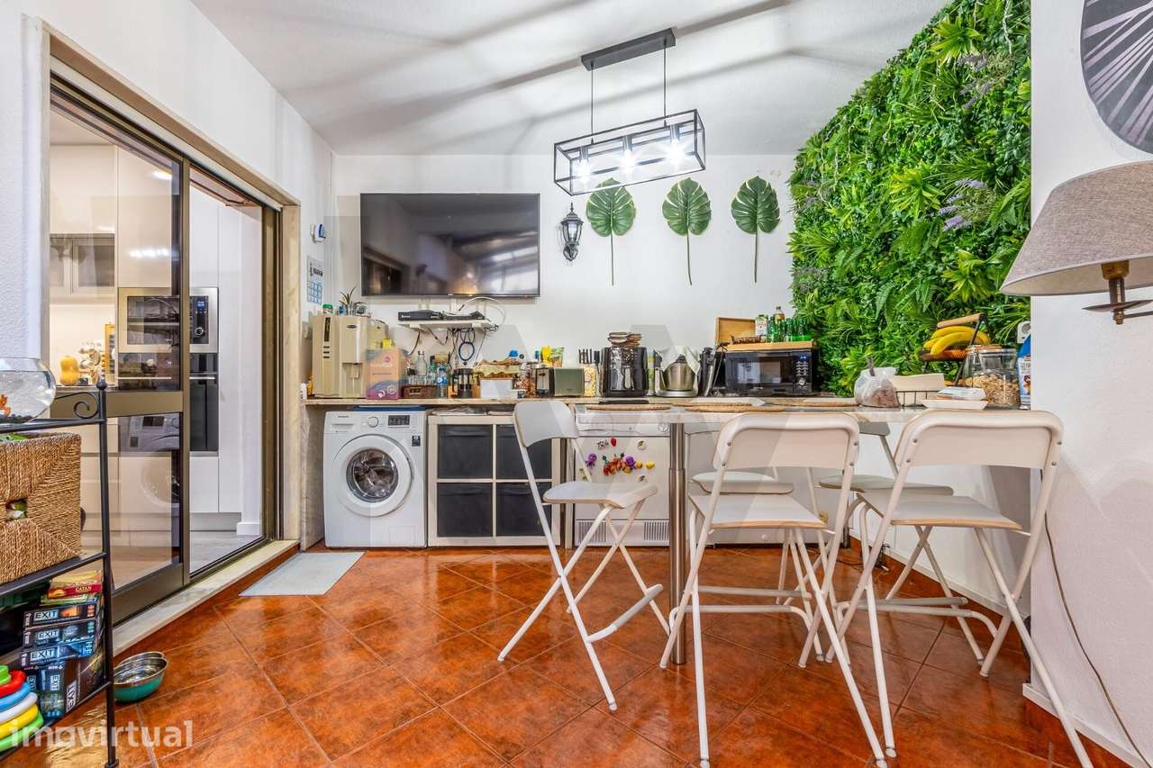 Apartamento T3 | Terraço semi-coberto | Estacionamento | Arrecadação - Grande imagem: 5/29