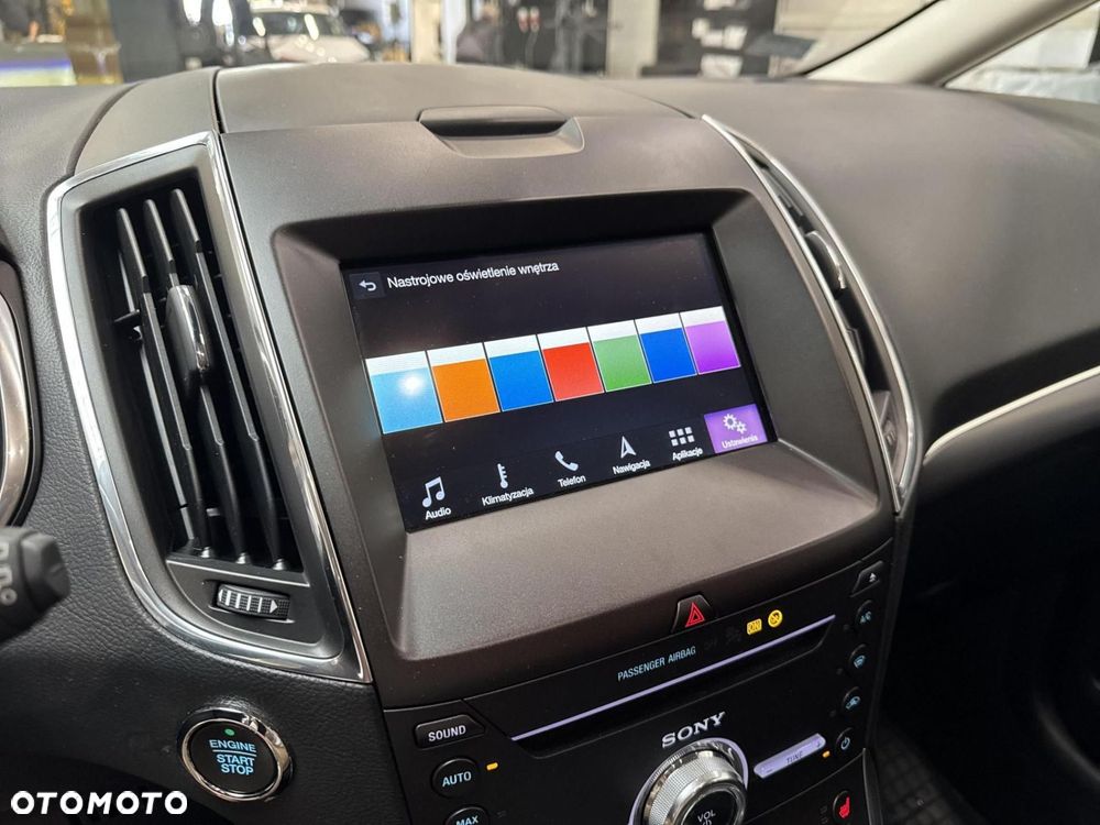 Ford S-Max - 21