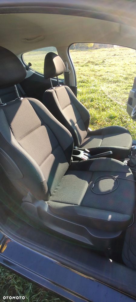 Peugeot 207 1.4 16V Trendy - 7