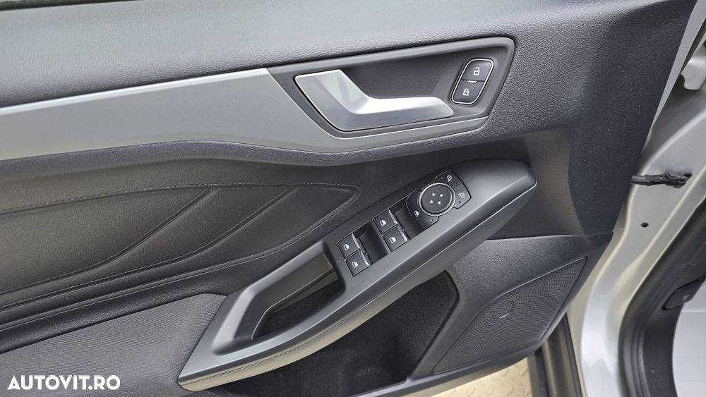 Ford Focus 1.5 EcoBlue Active - 11