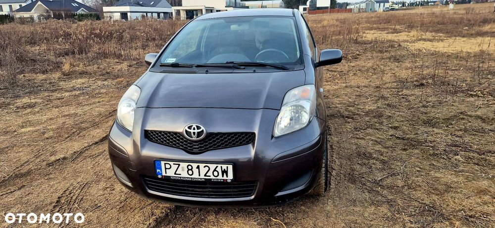Toyota Yaris - 8