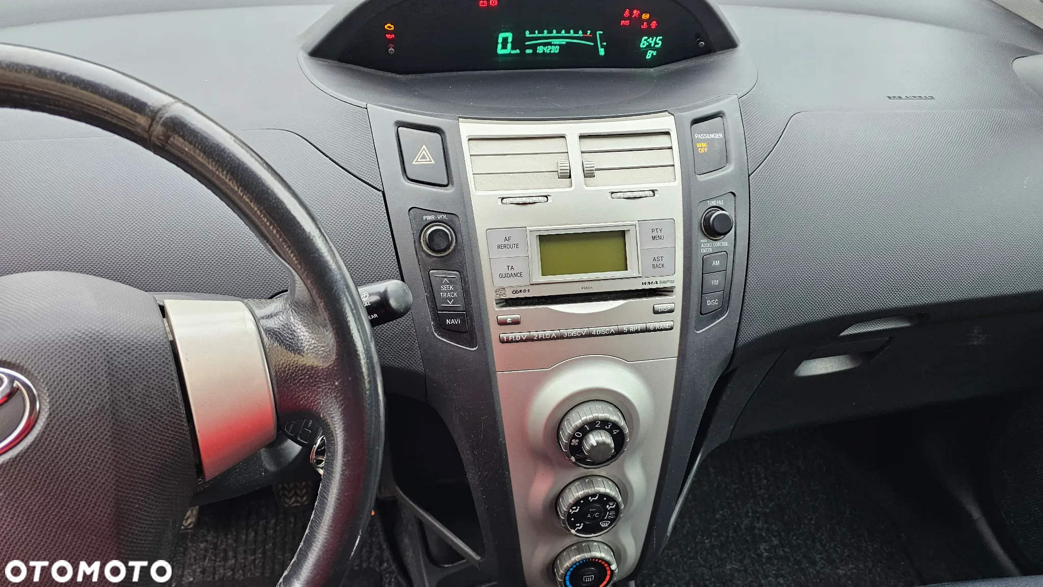 Toyota Yaris 1.0 Life - 9