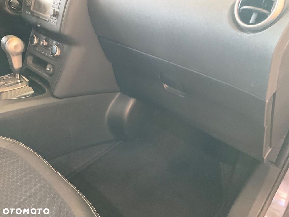 Nissan Qashqai 2.0 CVT 360 - 9