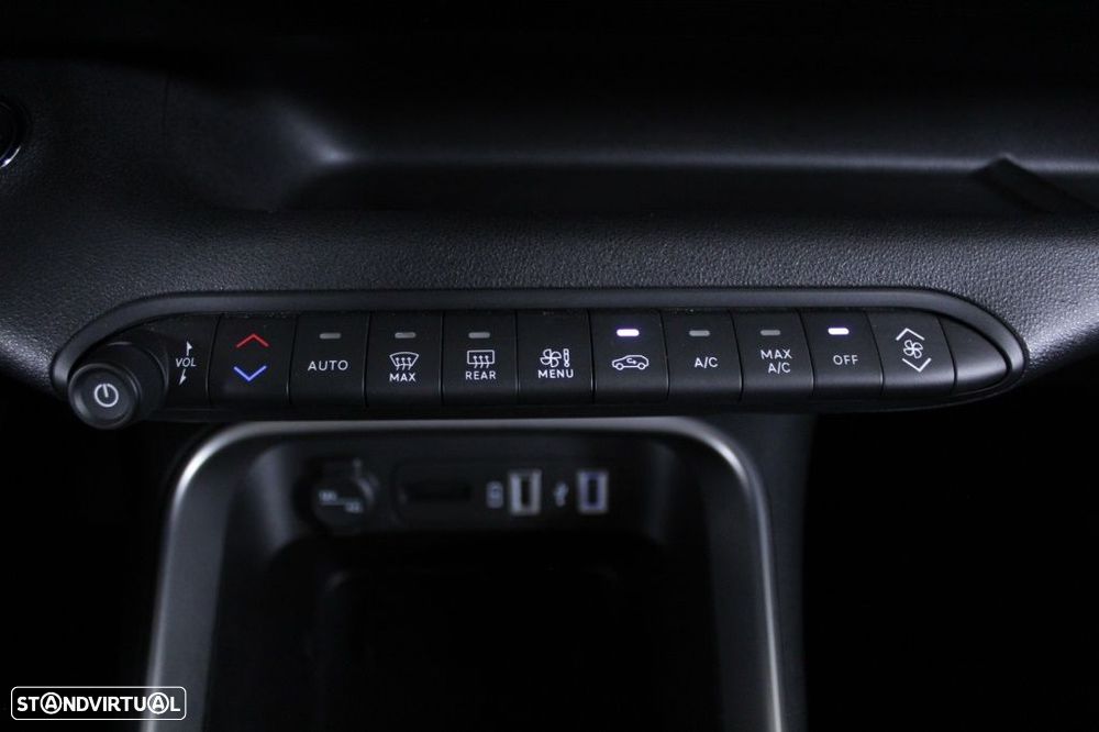 Jeep Avenger 1.2 GSE T3 Altitude - 27