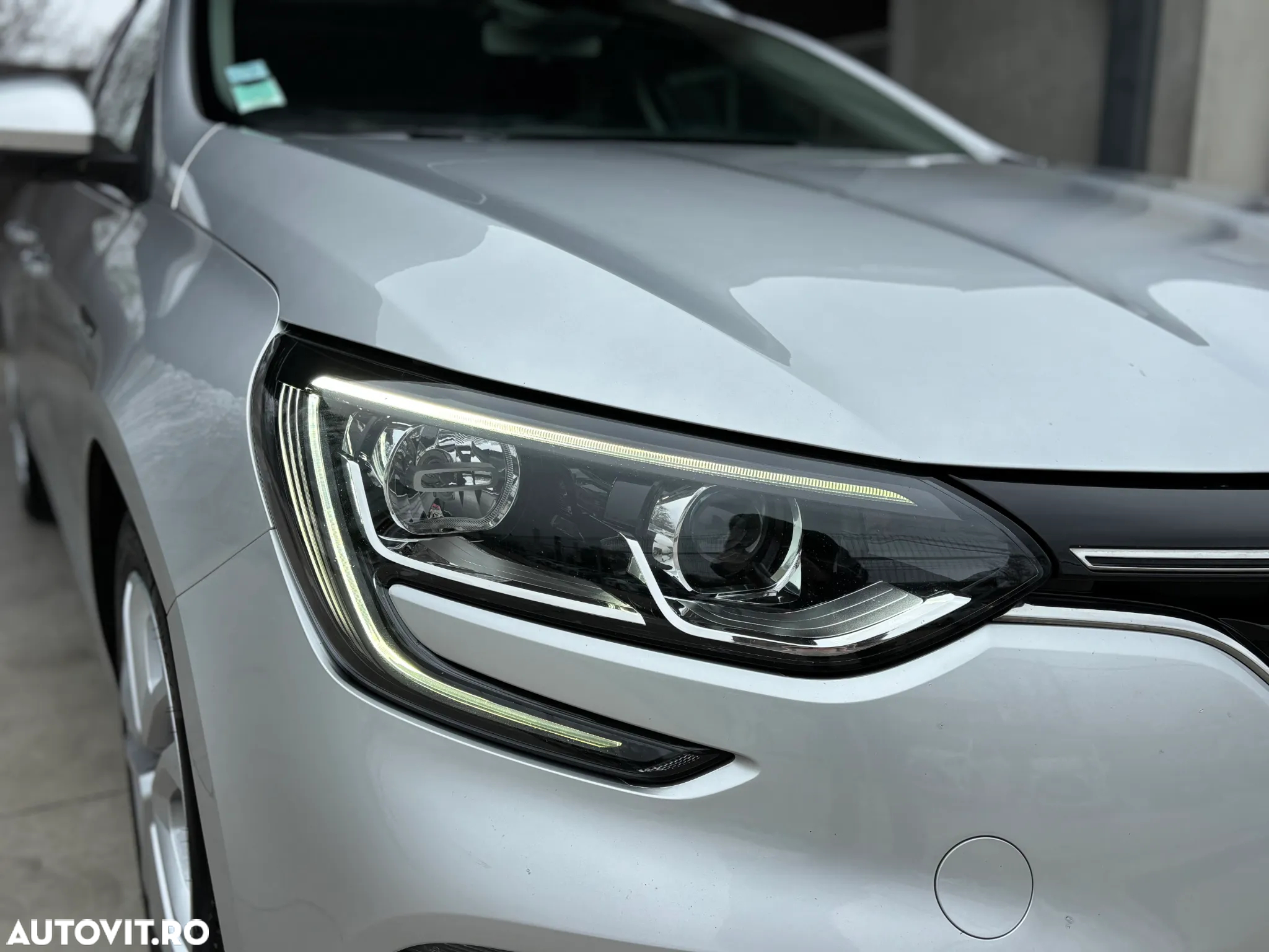 Renault Megane BLUE dCi 115 EDC BUSINESS EDITION - 10