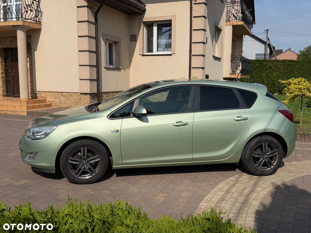 Opel Astra 1.6 Selection - 1