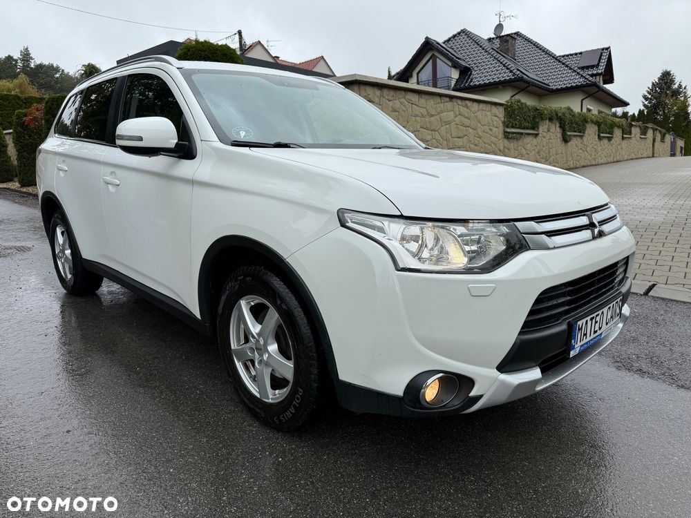 Mitsubishi Outlander - 30