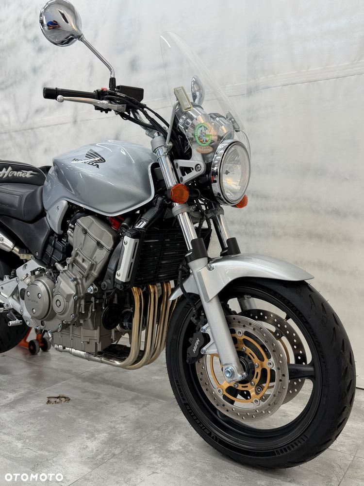 Honda Hornet - 20