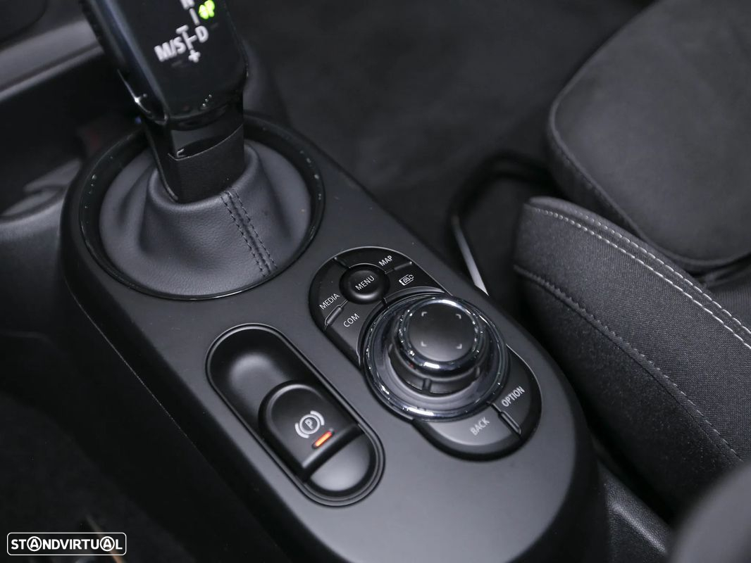 MINI 3 Portas John Cooper Works Auto Desportiva - 19