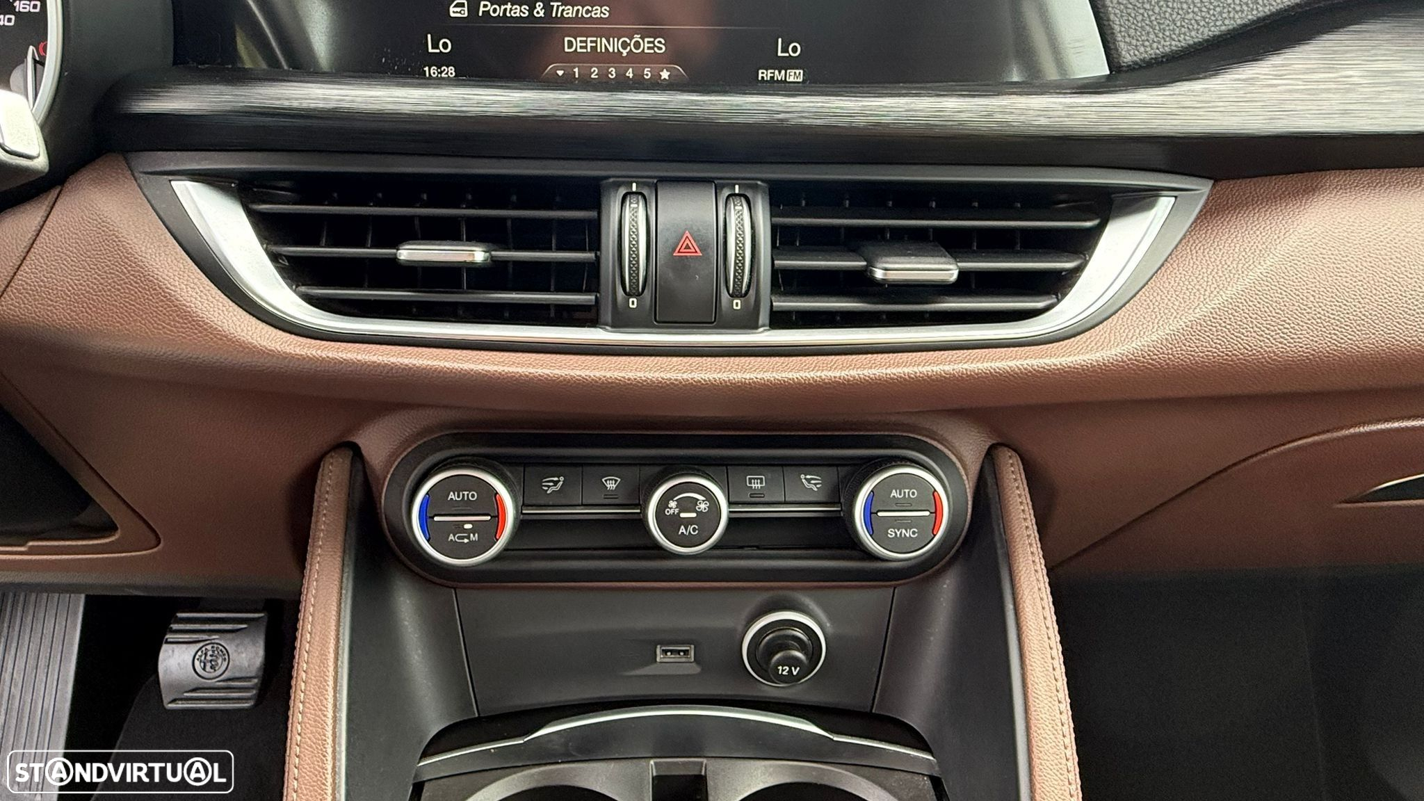 Alfa Romeo Stelvio 2.2 D Super AT8 - 44