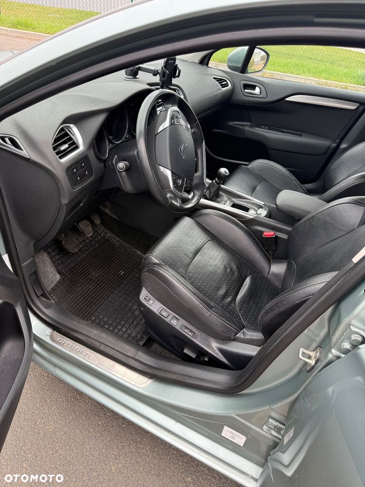 Citroën C4 2.0 HDi Exclusive - 7