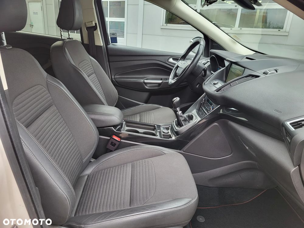 Ford Kuga 1.5 EcoBoost FWD Titanium ASS GPF - 17