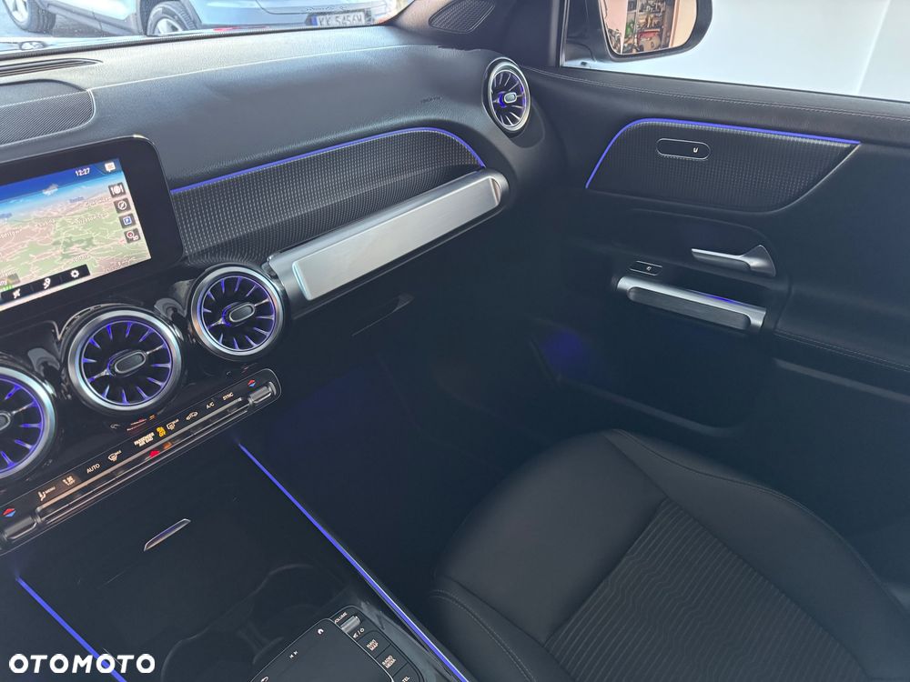 Mercedes-Benz GLB 2022