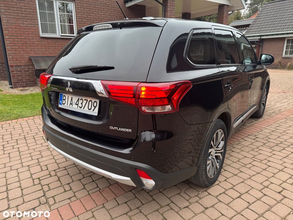 Mitsubishi Outlander 2.4 4WD CVT Intense - 6