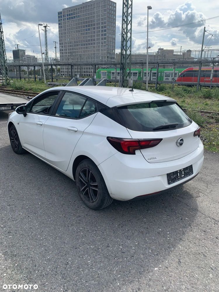 Opel Astra 1.4 Enjoy - 4