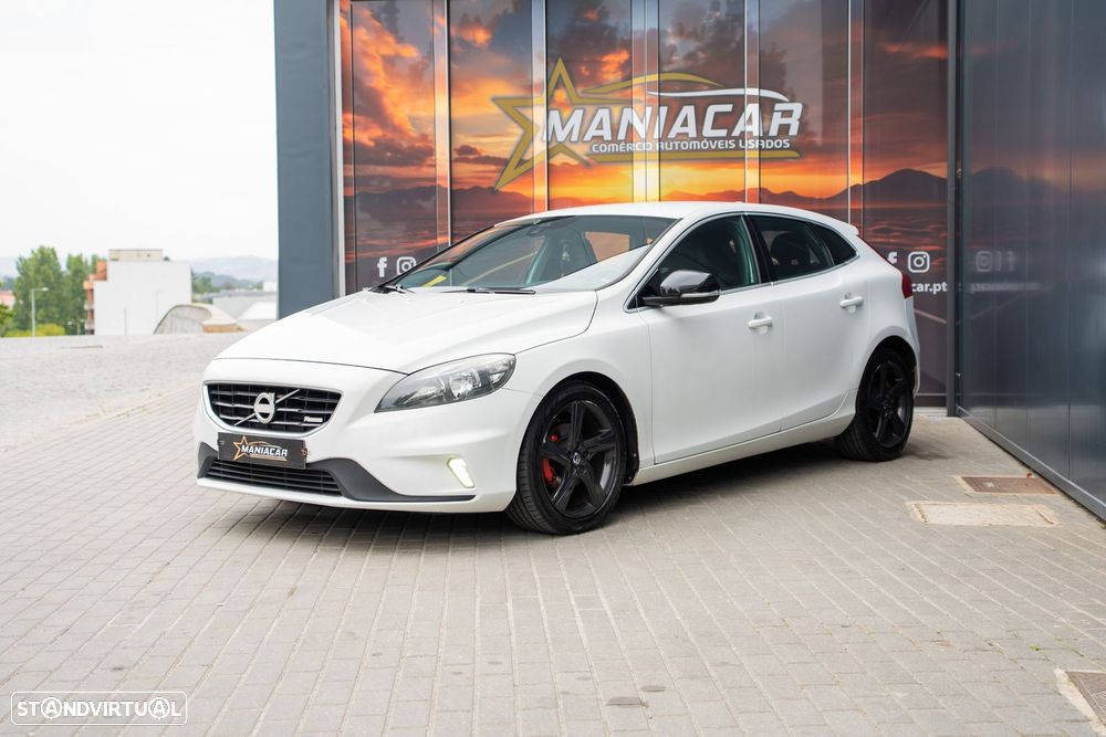 Volvo V40 D2 R Design - 4