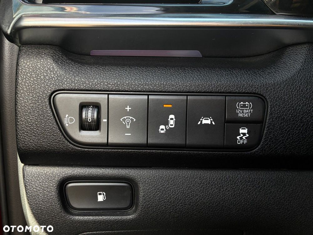 Kia Niro 1.6 GDI Hybrid Business Line - 23
