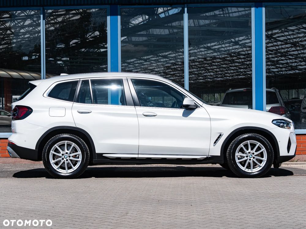 BMW X3 xDrive20i mHEV - 4