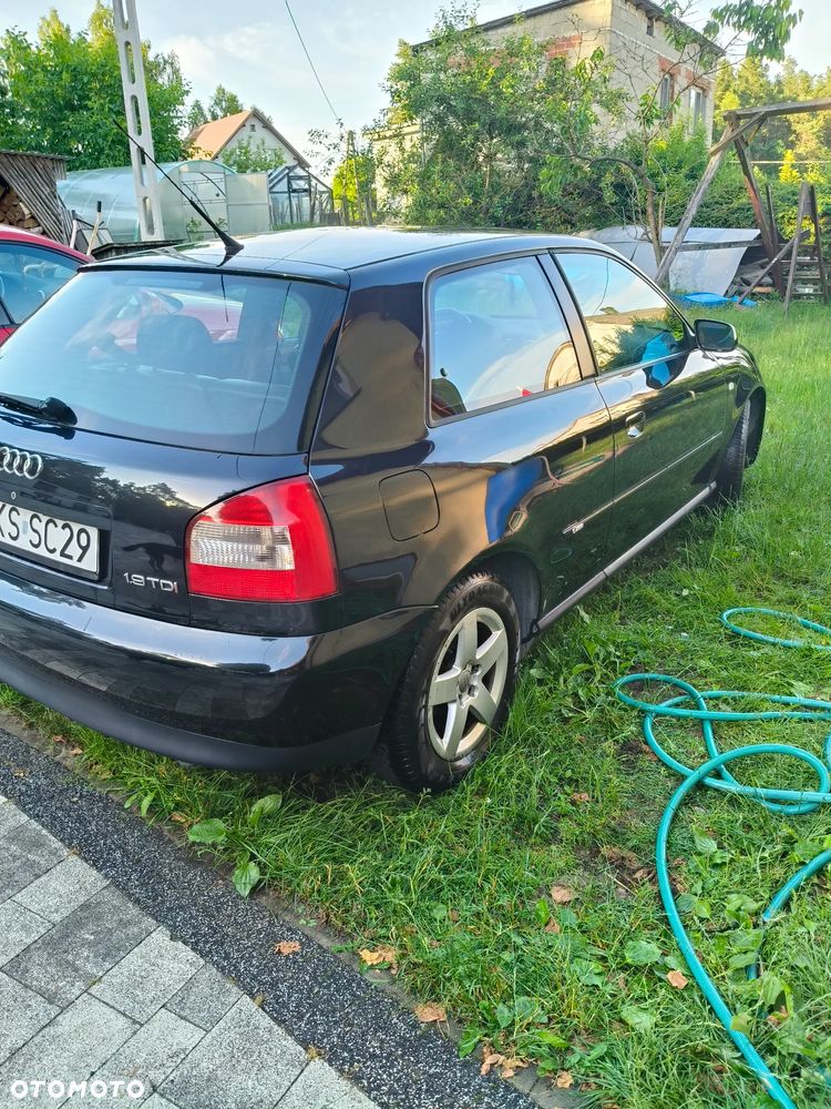 Audi A3 3-drzwiowe 1.9 TDI Attraction - 4