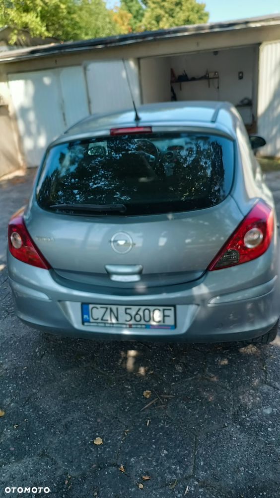 Opel Corsa - 2