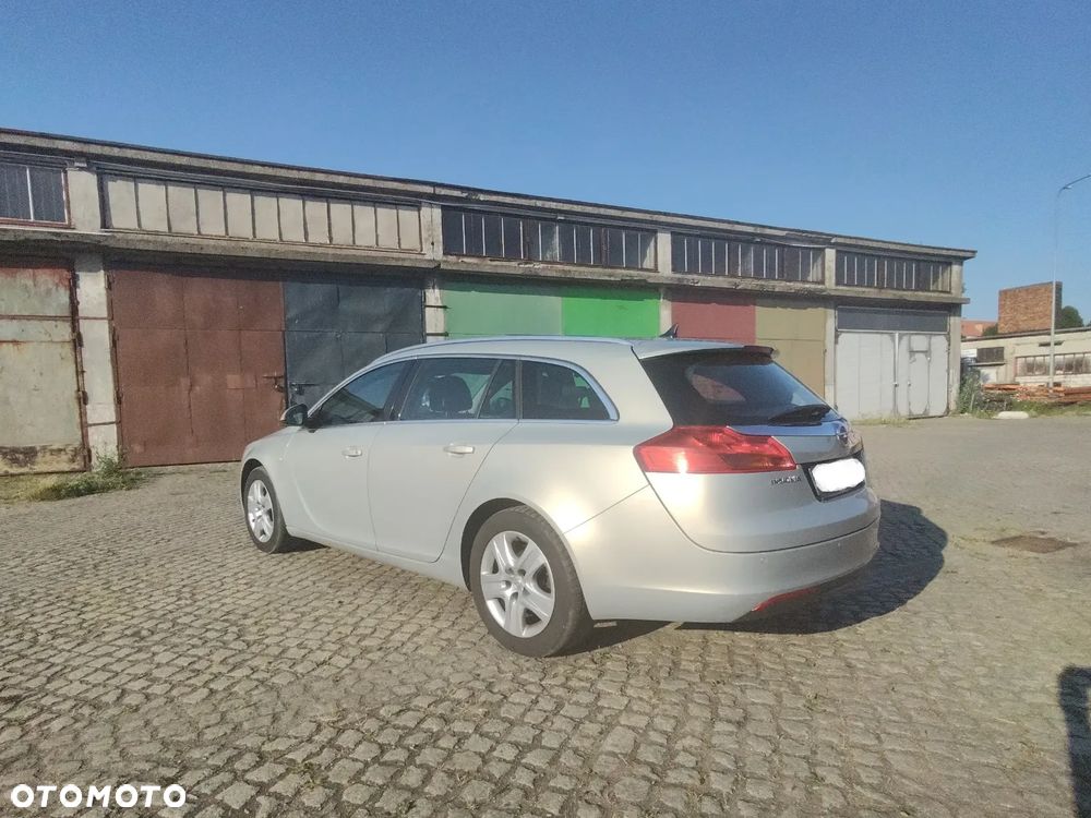 Opel Insignia 1.8 - 6