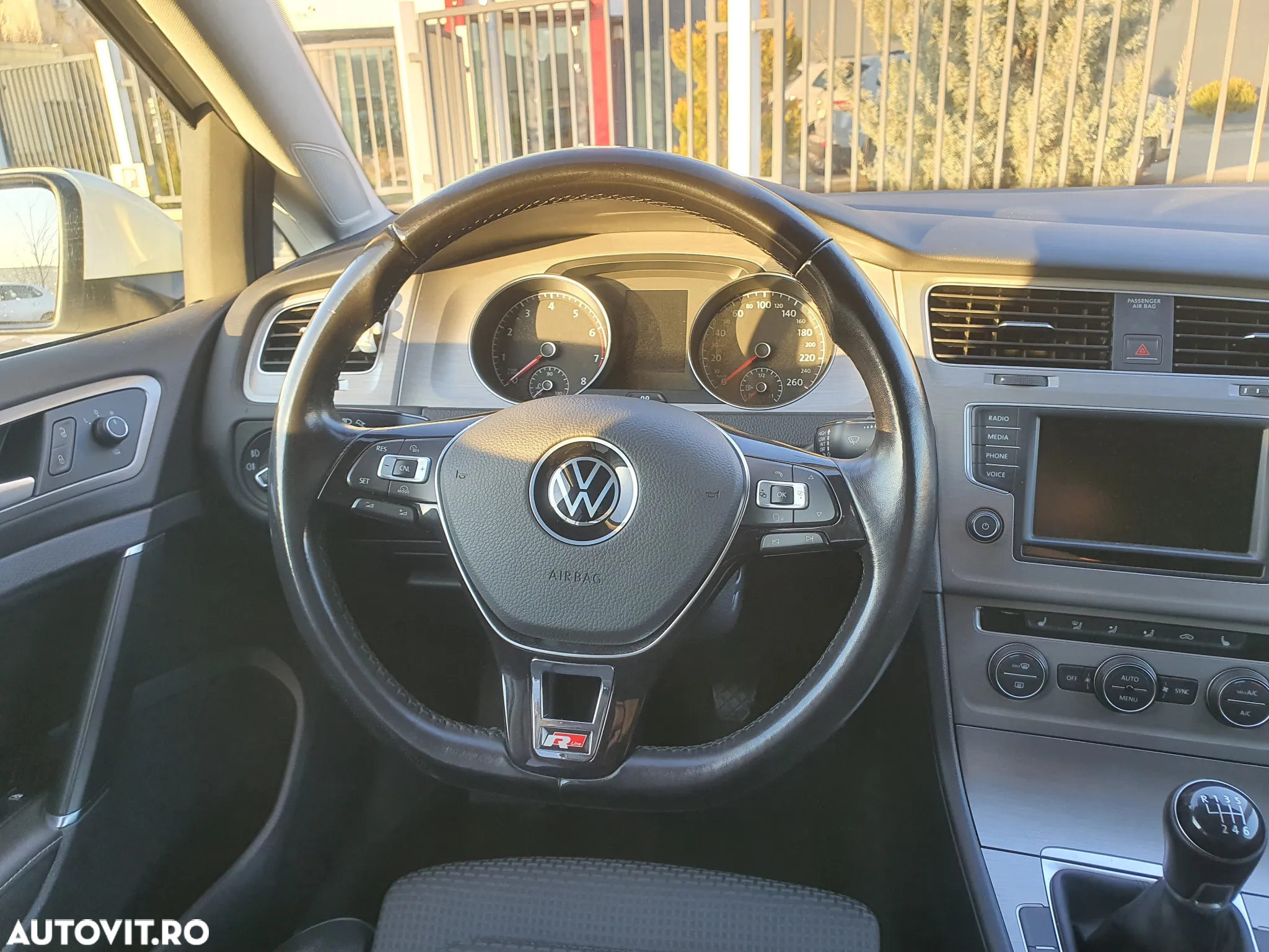 Volkswagen Golf 1.4 TSI BlueMotion Technology Comfortline - 16