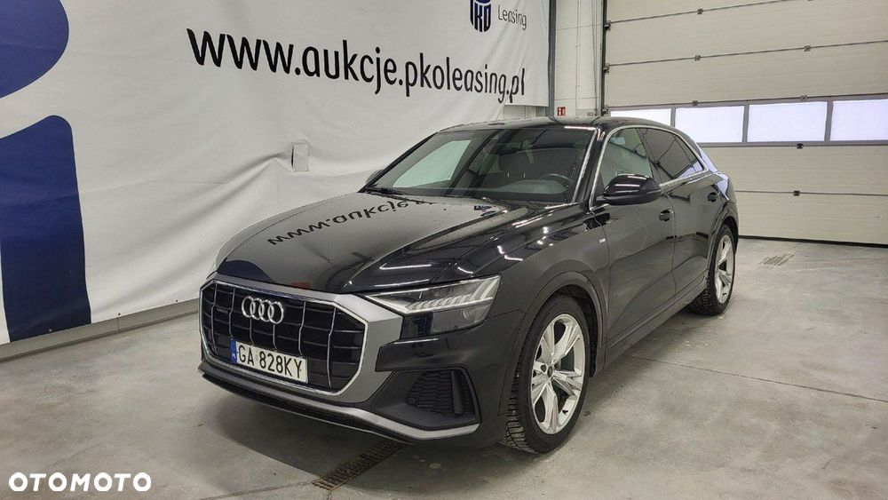 Audi Q8 - 1