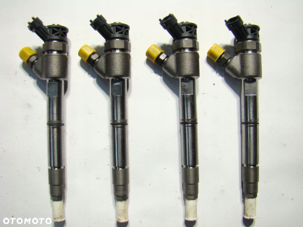wtryskiwacz wtrysk ducato iveco canter 3.0 0445110564 5801644454 - 1
