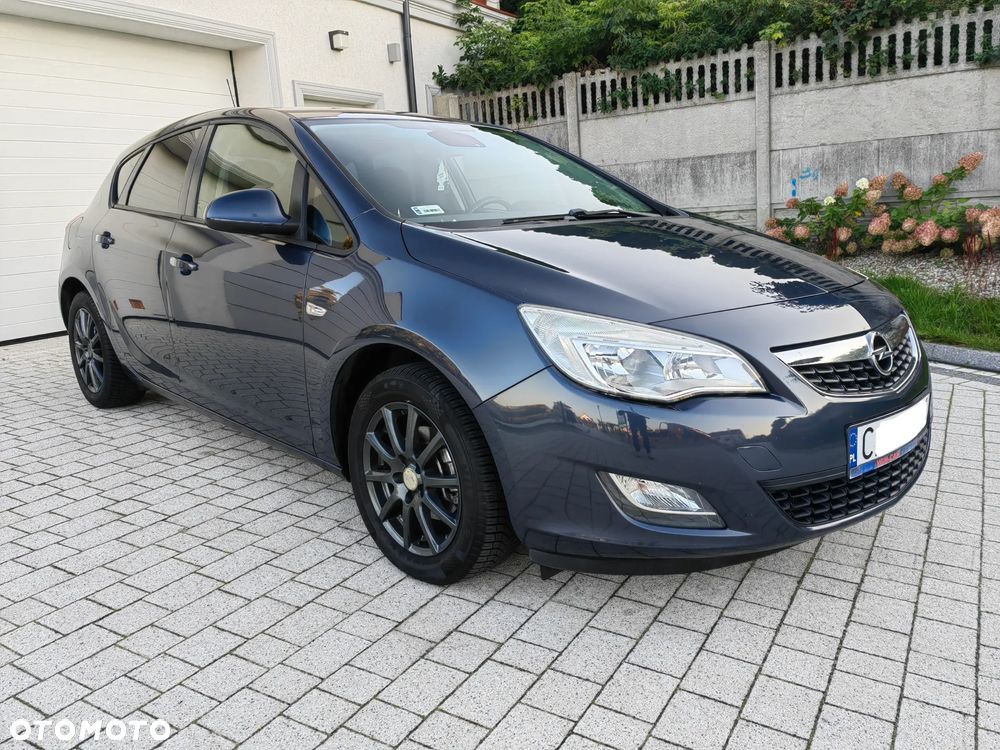 Opel Astra - 1