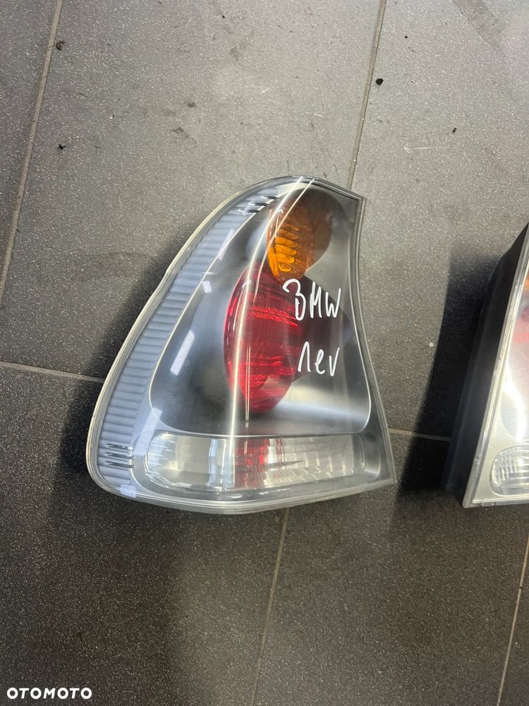 BMW E46 COMPACT LAMPY TYŁ - 2